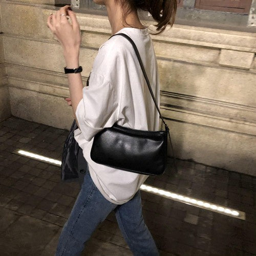 IELGY French stick underarm bag French one shoulder middle ancient bag hand bag female tide