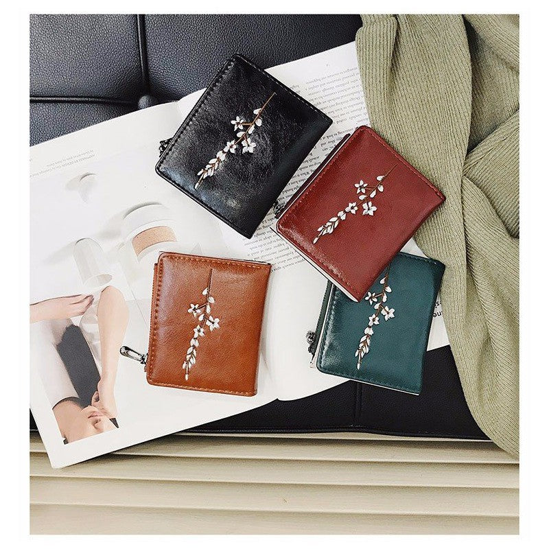 IELGY Vintage ladies short embroidered zip wallet