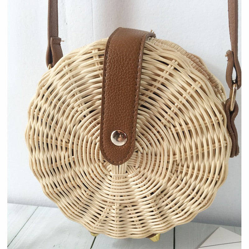 IELGY Handmade round shoulder bag Rattan beach crossbody bag