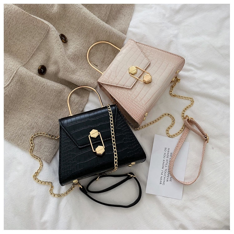 IELGY One-shoulder female bag high-grade fashion portable small bag wild casual Messenger bag