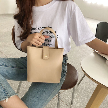 IELGY Versatile Bucket PU One shoulder Crossbody Simple Black Women's bag Portable