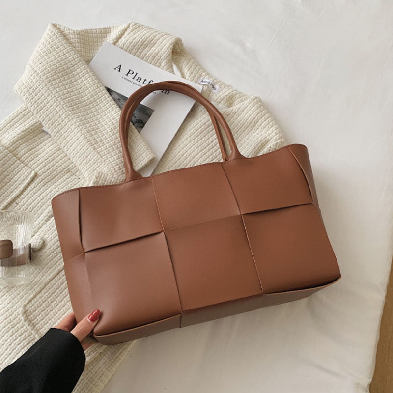 IELGY Ladies braided commuter large capacity handbag