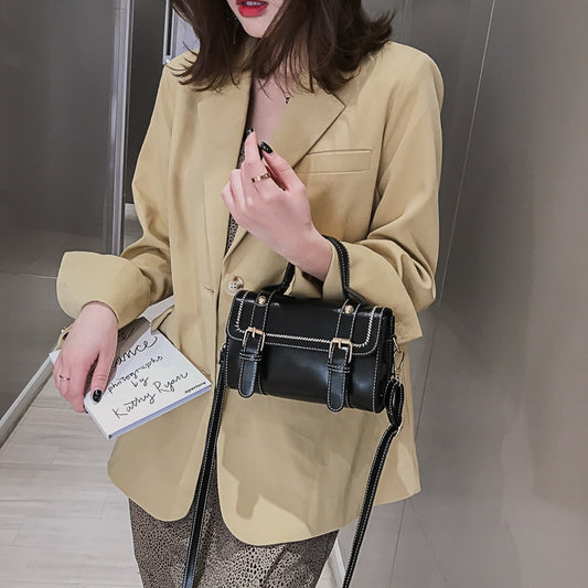 IELGY  Chao retro leisure ins super fire single shoulder slant satchel