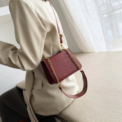 IELGY Crocodile pattern and all-around fashion One Shoulder Messenger Bag