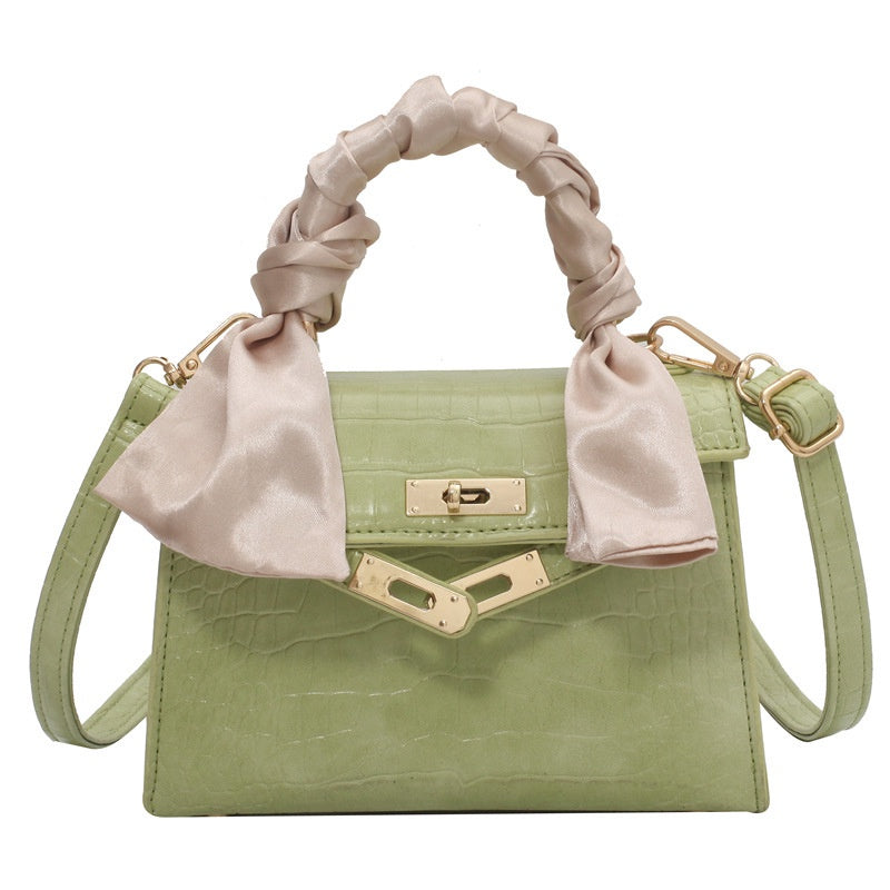 IELGY Bamboo Handbag Crocodile Locked Shoulder Bag Women's Bag