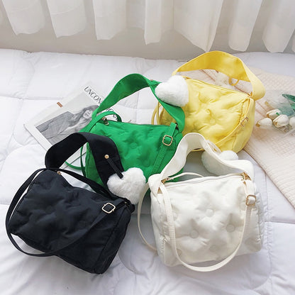 IELGY niche design bag messenger bag female green portable small square bag