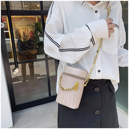 IELGY crocodile pattern chain fashion simple messenger bag personality ins trend shoulder bag