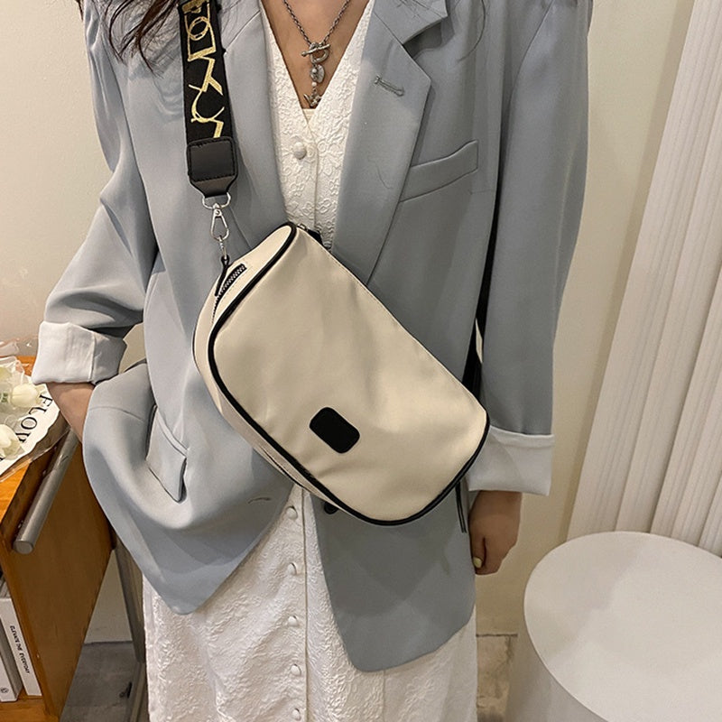 IELGY Women's light casual messenger small square bag