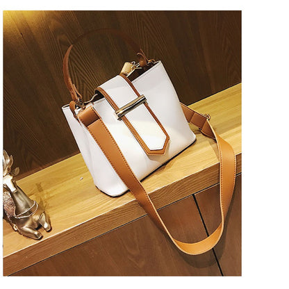 IELGY New portable bucket bag handbag shoulder bag Messenger bag