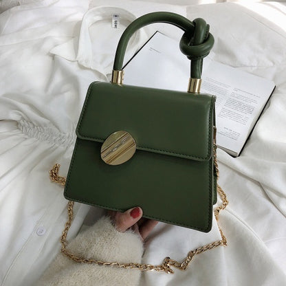 IELGY One-shoulder messenger women bag retro fashion comfortable portable chain small square