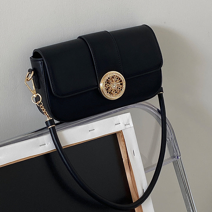 IELGY French retro pearl chain armpit bag texture all-match Western-style one-shoulder messenger bag