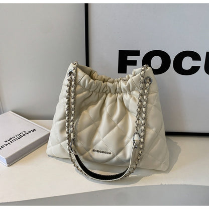 Ielgy Ladies Large-Capacity Shoulder Messenger Bag Texture Portable Diamond Bucket Bag