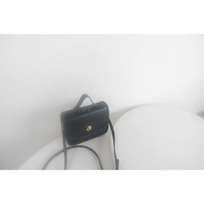 IELGY One shoulder Fashion Retro Black Simple Crossbody Women's bag Lock Portable