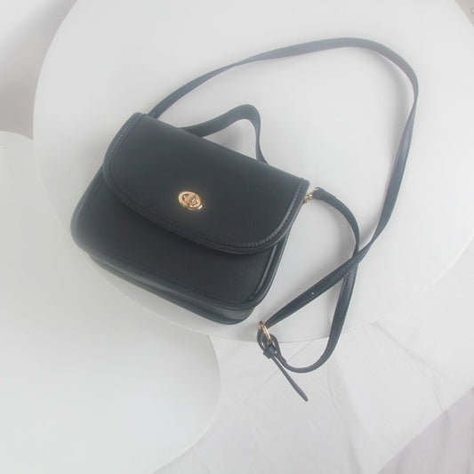 IELGY One shoulder Fashion Retro Black Simple Crossbody Women's bag Lock Portable
