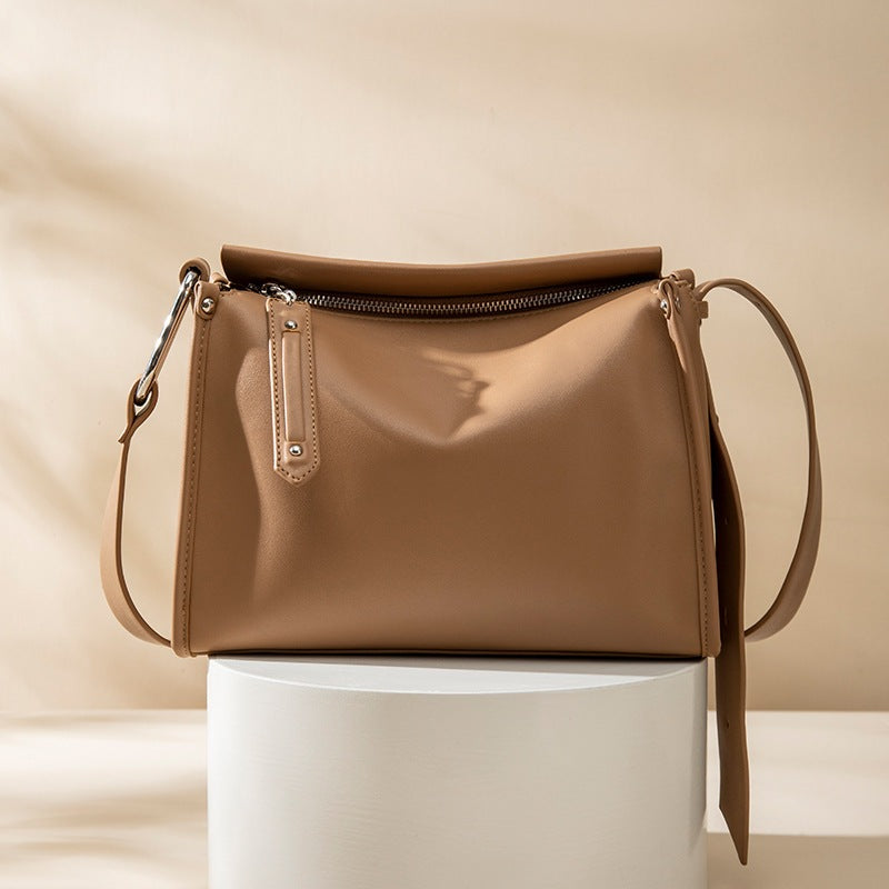 Ielgy Ladies Retro Large-Capacity Commuter Underarm Bag Simple Solid Color Soft Surface Small Square Bag Shoulder Messen