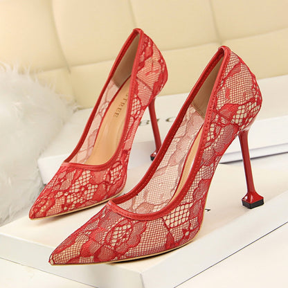 IELGY Sexy women's shoes nightclub lace hollow mesh was thin shallow mouth pointed heels