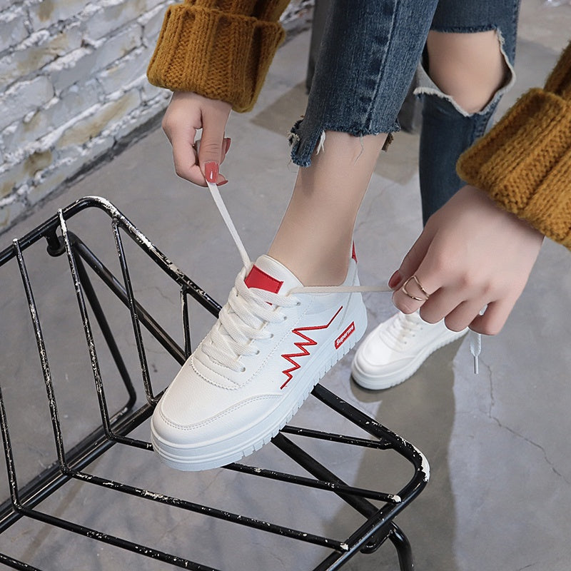 IELGY [size: 35-40]Korean breathable white shoes for women/ trendy casual ins skate women's shoes