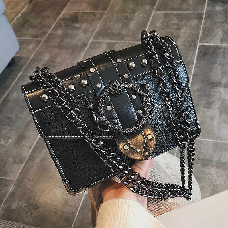 IELGY Women's bag shoulder bag all-match Crossbody chain square bag fashion Korean style solid color retro