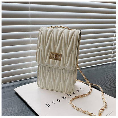 IELGY New fashion rhombus chain shoulder bag street trend retro small bag women