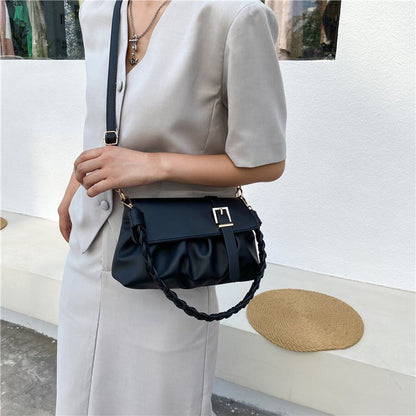 IELGY Pop Bag Girl Fashion StilettO Bag Summer Hundred InS Niche Shoulder UnderarM Bag