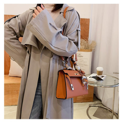 IELGY Large capacity portable shoulder messenger bag fashion trend Kelly bag