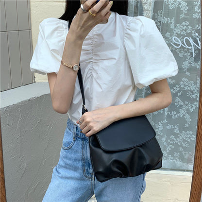 IELGY All-match Dumpling Retro Zipper Black Woman's bag Crossbody Simple One-shoulder