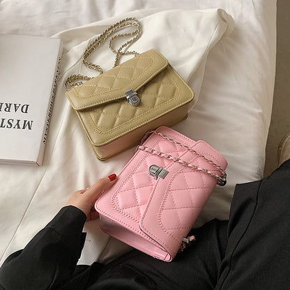 IELGY Korean version of the western style fashion rhombus small square bag texture chain messenger girl