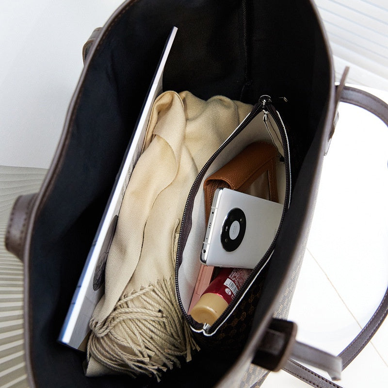 IELGY ladies fashion retro temperament printing large-capacity shoulder bag