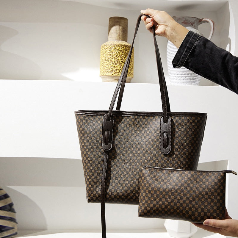 IELGY ladies fashion retro temperament printing large-capacity shoulder bag