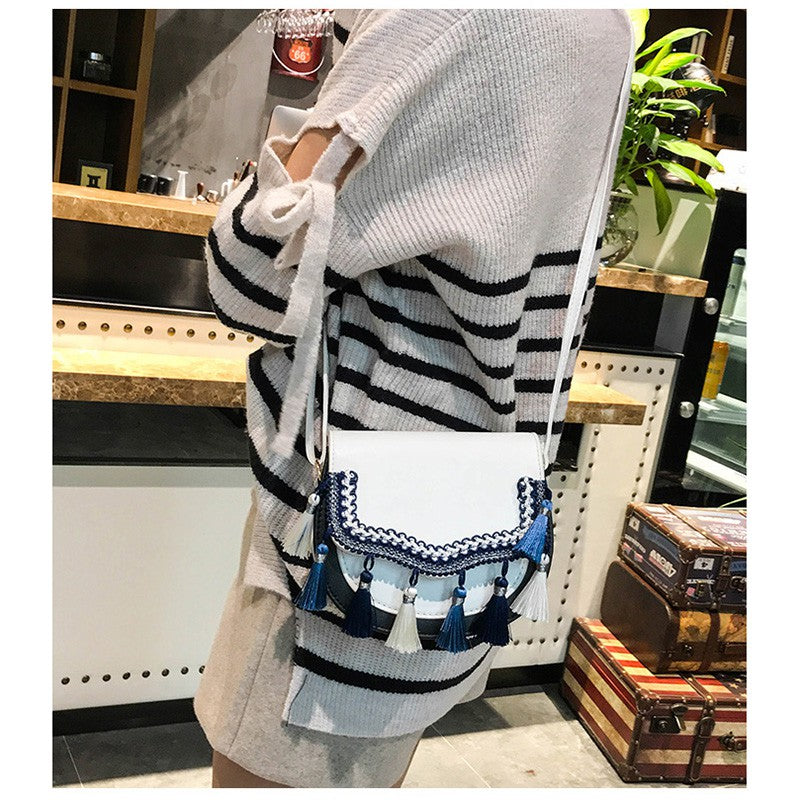 IELGY Fashion tassel small bag Korean ethnic style hit color shoulder bag diagonal small square bag