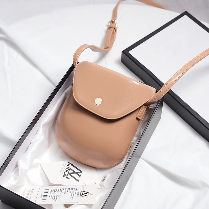 IELGY New saddle bag fashion casual shell bag ladies messenger bag shoulder bag