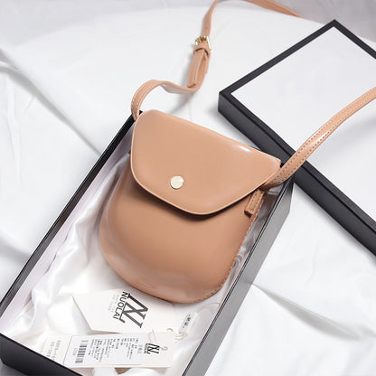 IELGY New saddle bag fashion casual shell bag ladies messenger bag shoulder bag