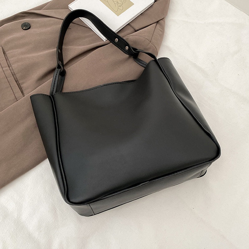 IELGY solid color female texture fashion western style shoulder bag large capacity