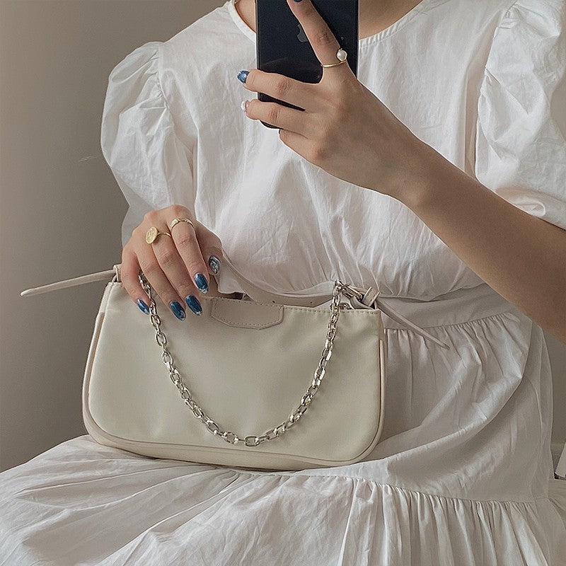 IELGY Nylon underarm bag female French texture popular bag Korean version of the new trendy net red chain messenger small bag