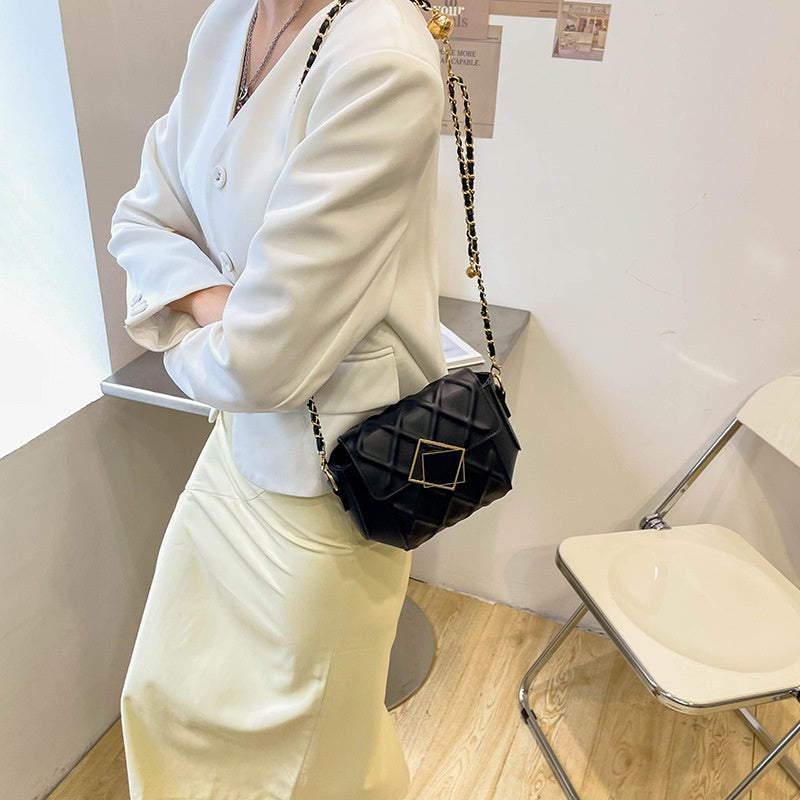 IELGY Fashion Lingge Chain Female Diagonal Korean Style Temperament Small Square Bag