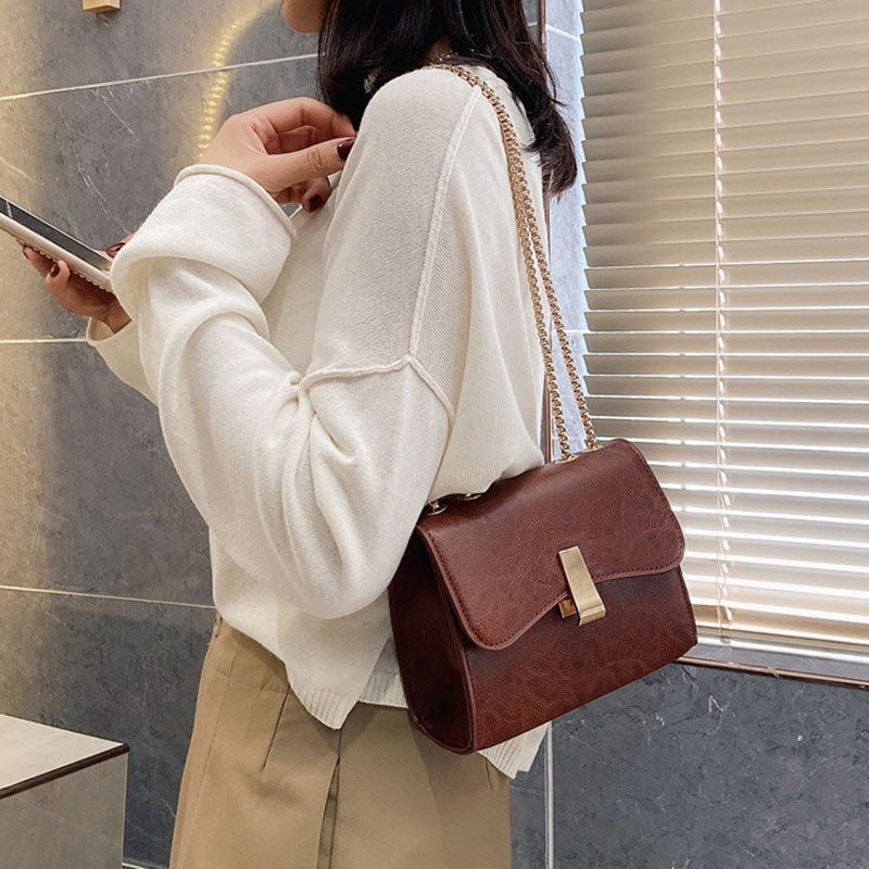 IELGY Women's bag fashion versatile retro casual black portable Korean version simple one-shoulder