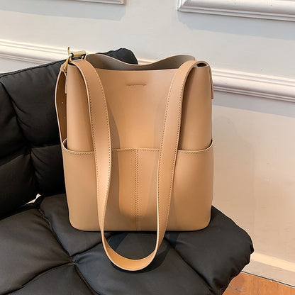 IELGY women's light luxury bucket messenger bag casual large capacity soft leather