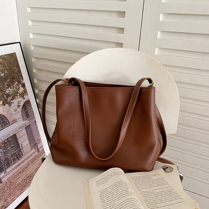 IELGY women's super large capacity all-match messenger casual bag