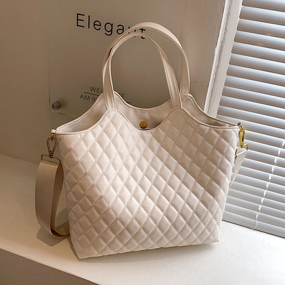 IELGY simple French women's bag diamond large capacity diagonal span
