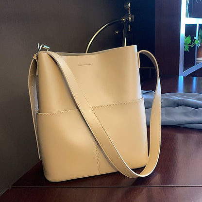 IELGY women's light luxury bucket messenger bag casual large capacity soft leather