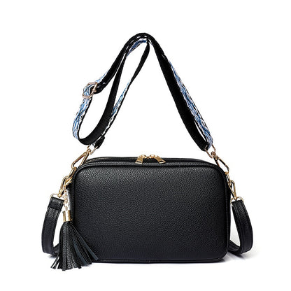 IELGY simple retro solid color messenger bag women with pendant