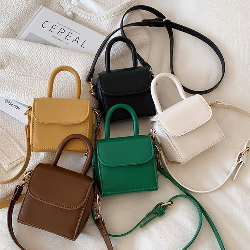 IELGY versatile fashion compact solid color magnetic buckle shoulder bag women