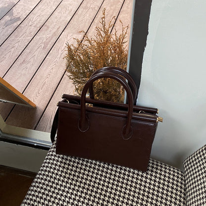 IELGY messenger bag women's Korean version niche retro oil wax leather portable casual all-match square bag