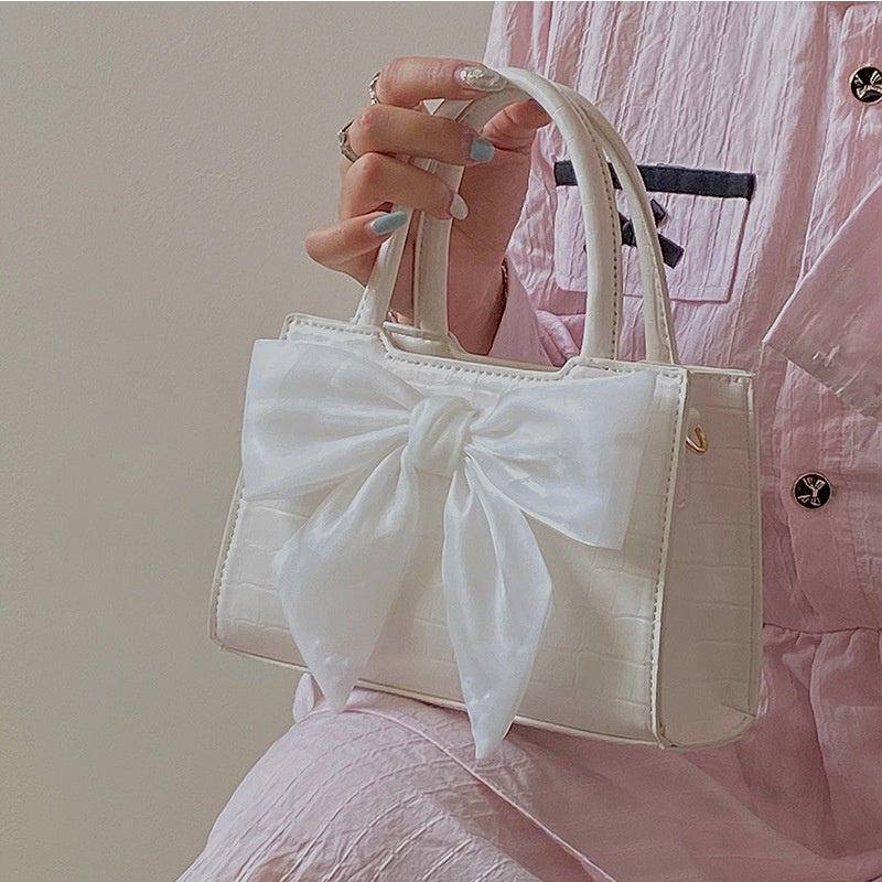 IELGY Guangzhou high-end women's bag Korean version all-match beauty go out messenger bag