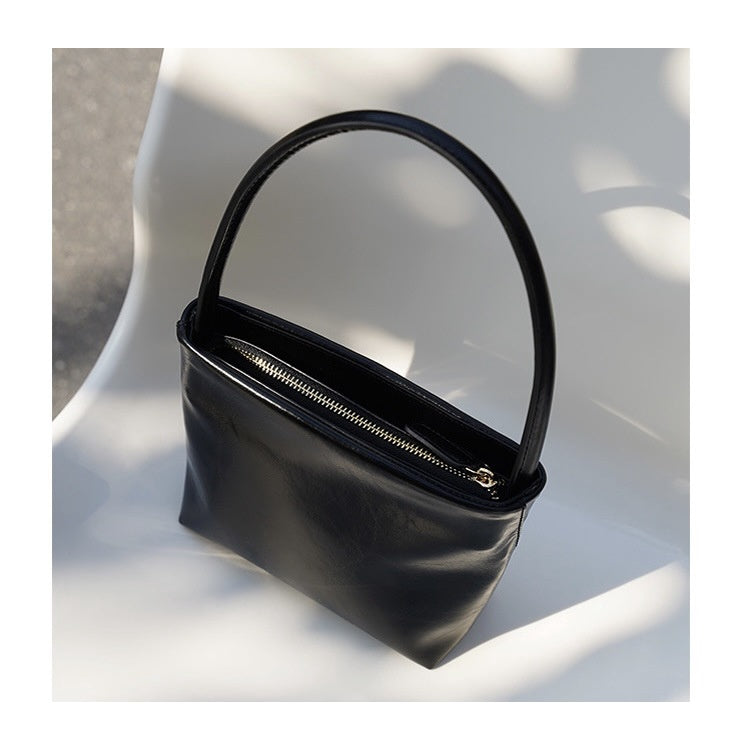 Ielgy Retro Armpit Order Shoulder Portable Granny Bag Fashionable All-Match Oil Wax Leather Female Bag Square Bag