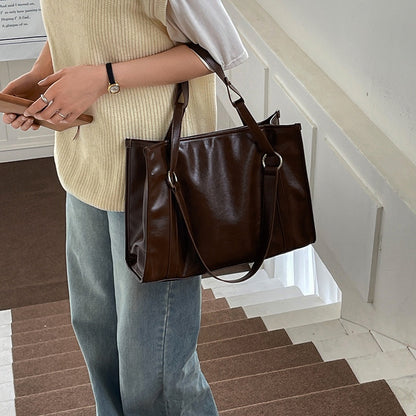 IELGY Handbag Women's Simple Retro Texture Large Capacity Commuting Square Tote Bag