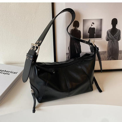 Ielgy Ladies Retro European American Sweet Cool Style One-Shoulder Underarm Bag