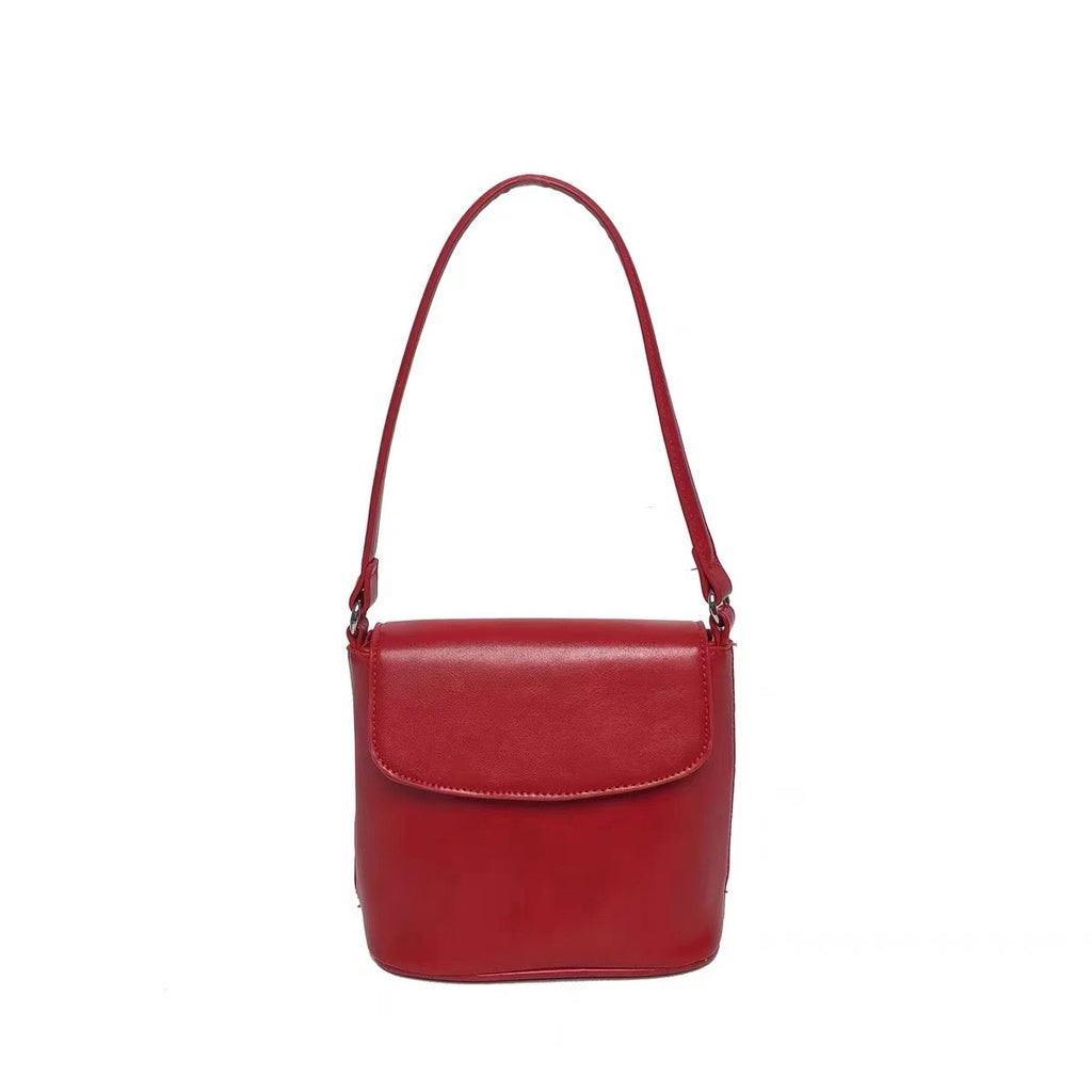 Ielgy Ladies All-Match Red One-Shoulder Messenger Bucket Bag
