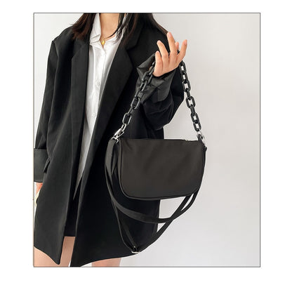 Ielgy Fashionable Unique Acrylic Chain Underarm Bag Japanese Simple All-Match Casual Nylon Messenger Bag