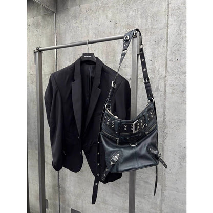Ielgy Fashionable All-Match Dark Rivets Heavy Industry Motorcycle Bucket Shoulder Mes